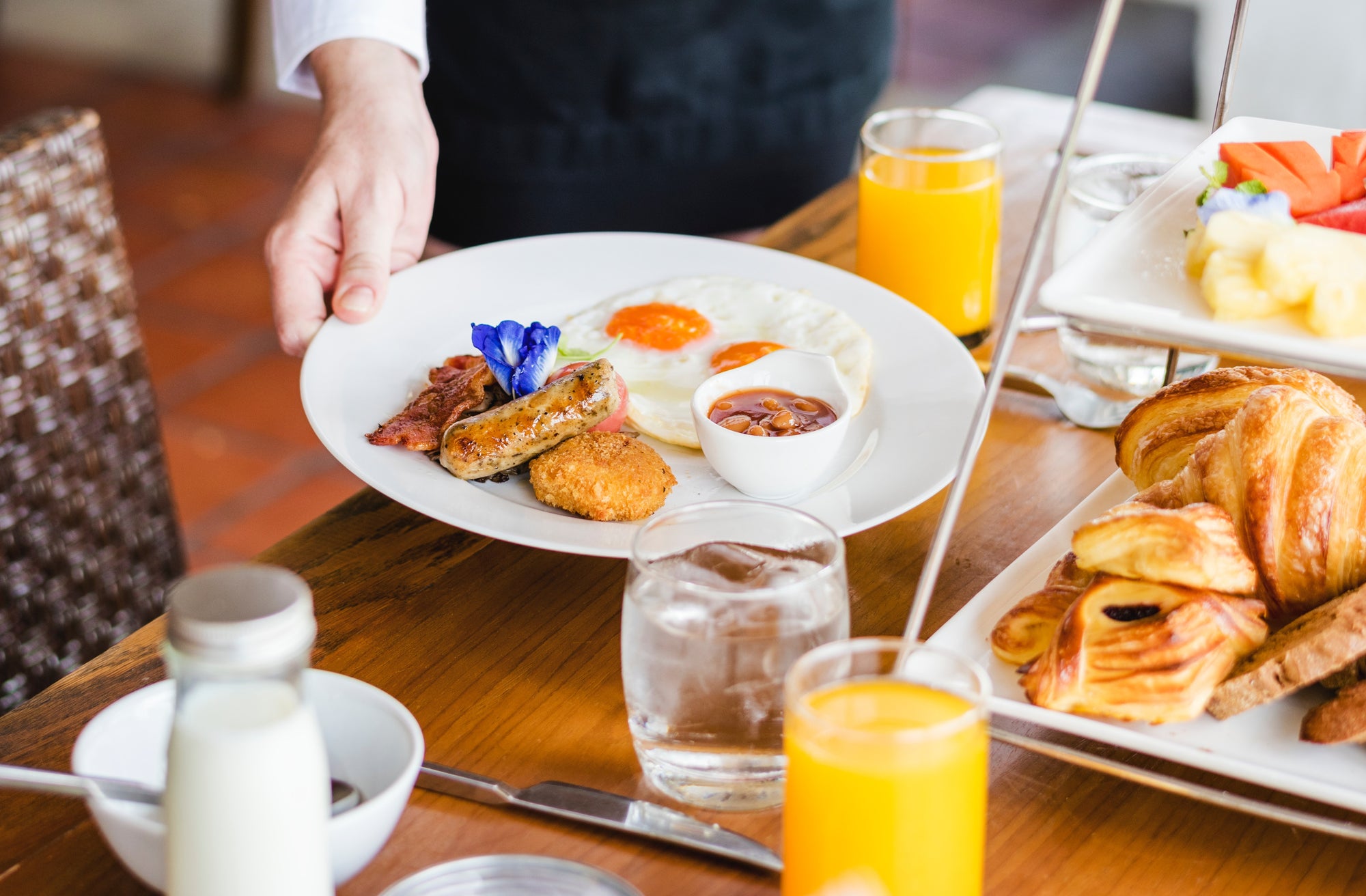 Is caffeine an appetite suppressant?